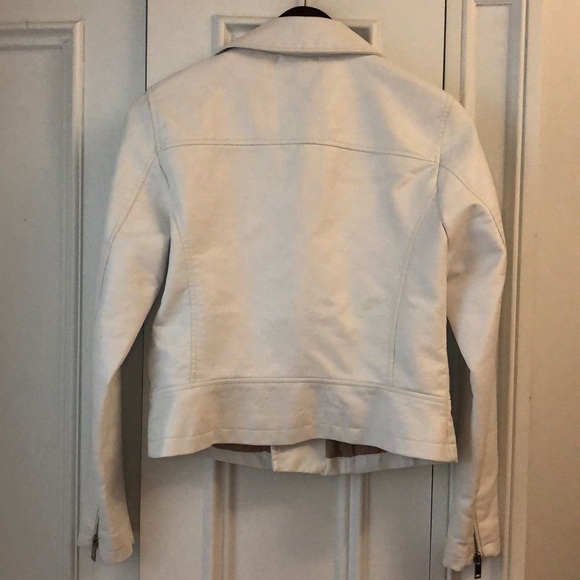 Forever 21 White faux leather moto jacket - Picture 3 of 5